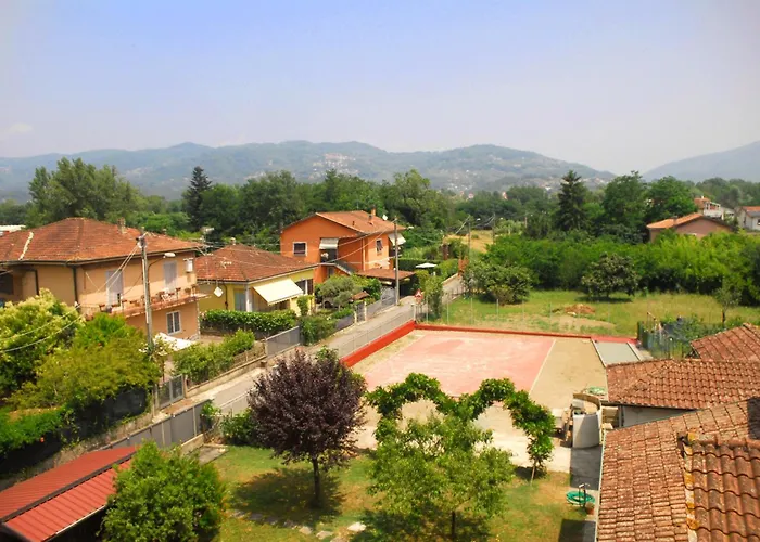 La Pergola Private Parking